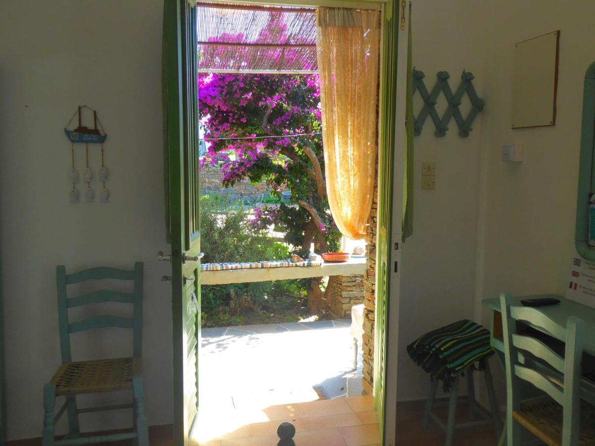 Το Κατἑ Lejlighedshotel Artemonas Eksteriør billede