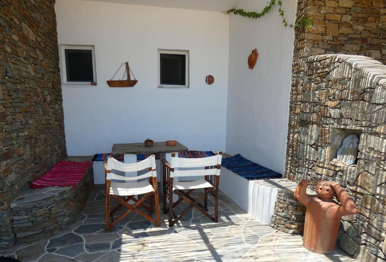 Το Κατἑ Lejlighedshotel Artemonas Eksteriør billede